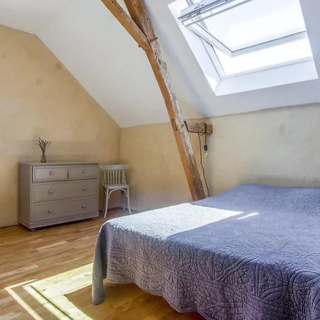Holiday home Ecogite Rural La Cle Des Champs *