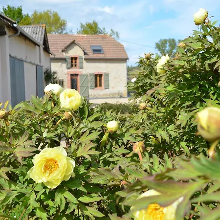 Holiday home Ecogite Rural La Cle Des Champs