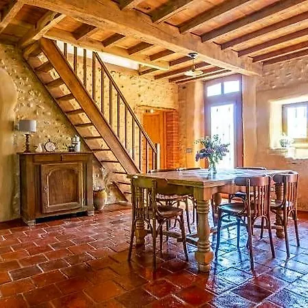 펜션 Ecogite Rural La Cle Des Champs Peyrelongue-Abos